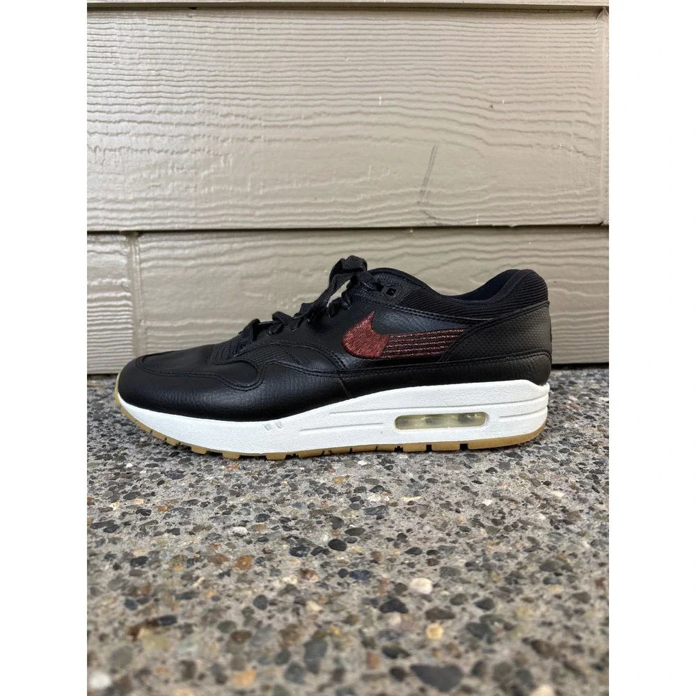 Nike Air Max 1 Black Metallic Bronze Gum Sole Women's 10 454746-020 Sneaker‎
